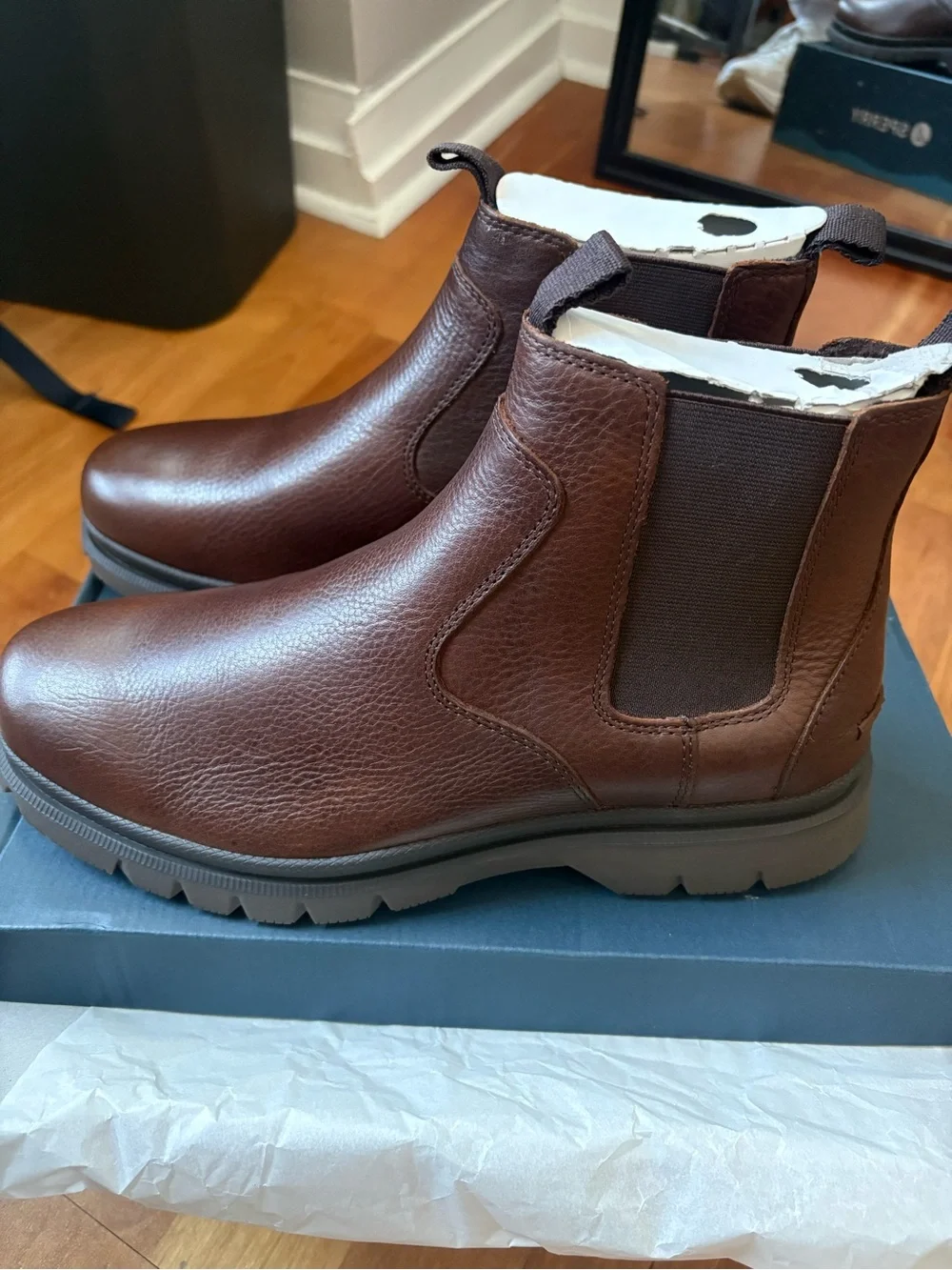 Sperry never worn
